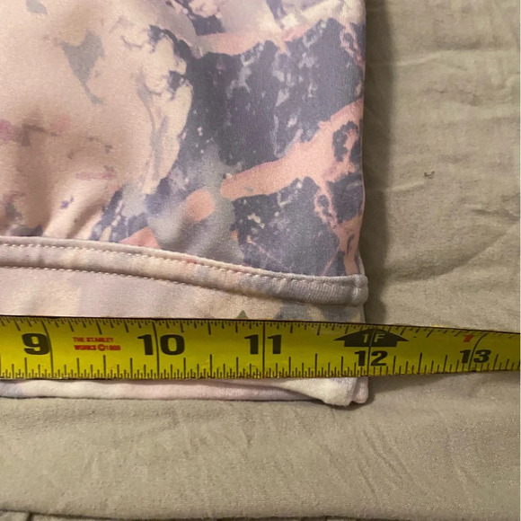 Cali sports bra racerback In Size small pink purple white cloud pattern - Picture 4 of 4